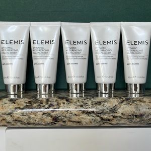 New Elemis dynamic resurfacing facial wash minis set